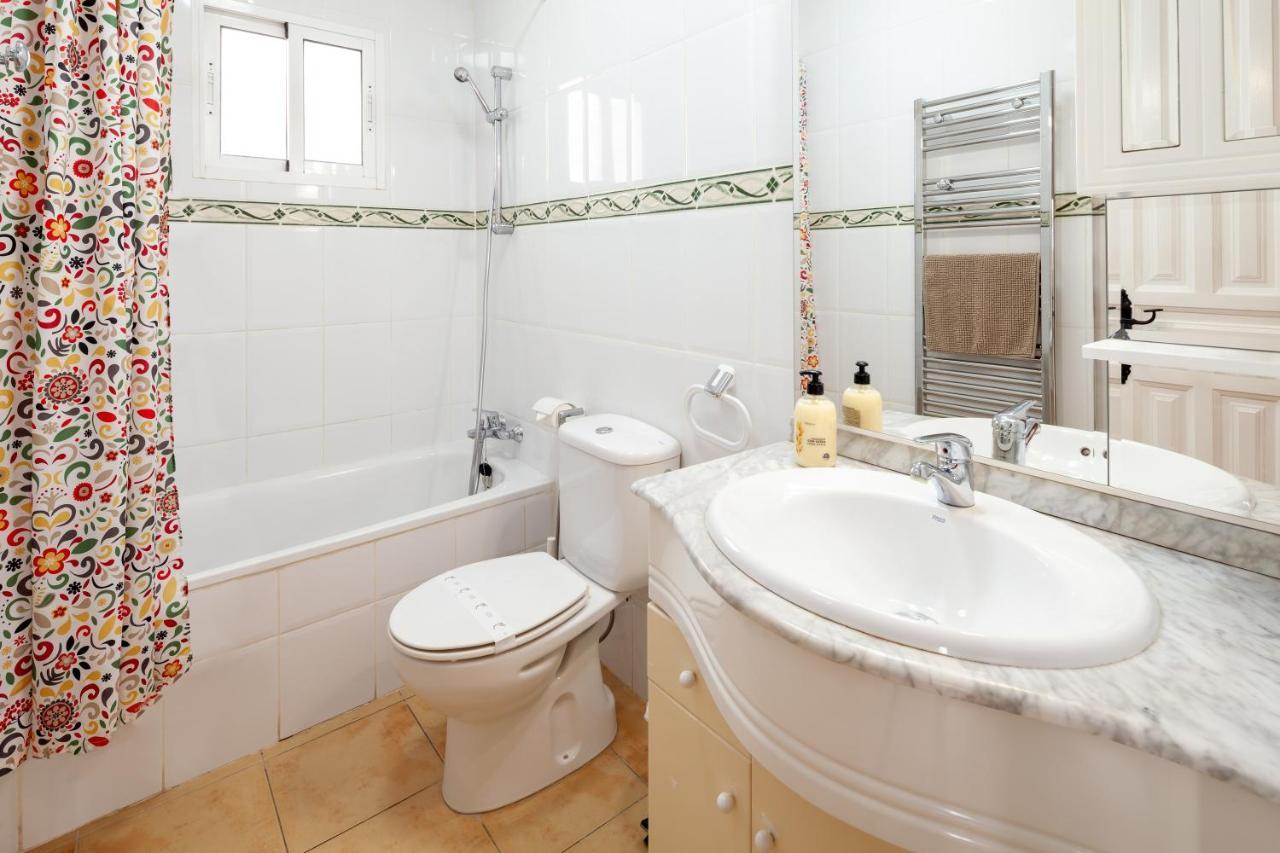 Semesterbostad Casablanca 31 El Oasis Capistrano Nerja